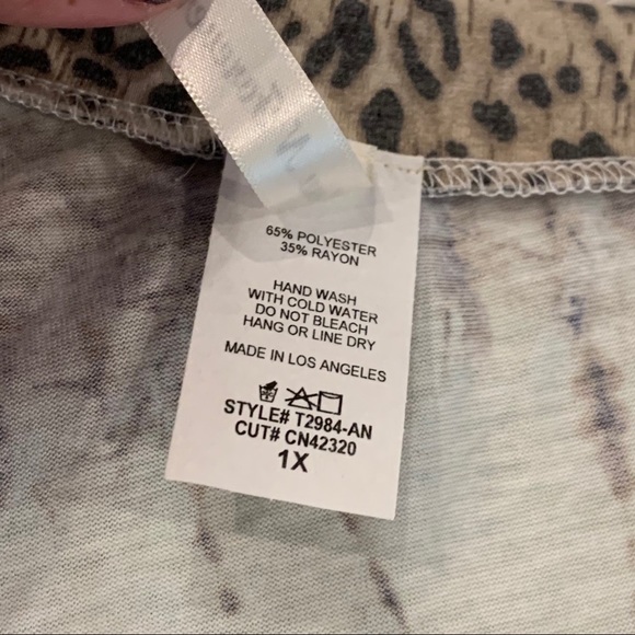 🆕 NOW N FOREVER Women’s Plus Size Top 1X Leopard - Picture 6 of 6